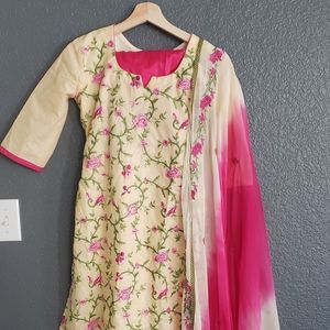 SOLD Indian ethnic salwar kameez 3 pc S-M
